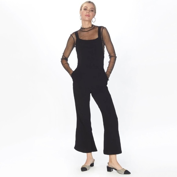 NWT Flynn Skye Jay Ruffle Hem Pocket Overalls Jumpsuit In Black Small - Picture 2 of 9